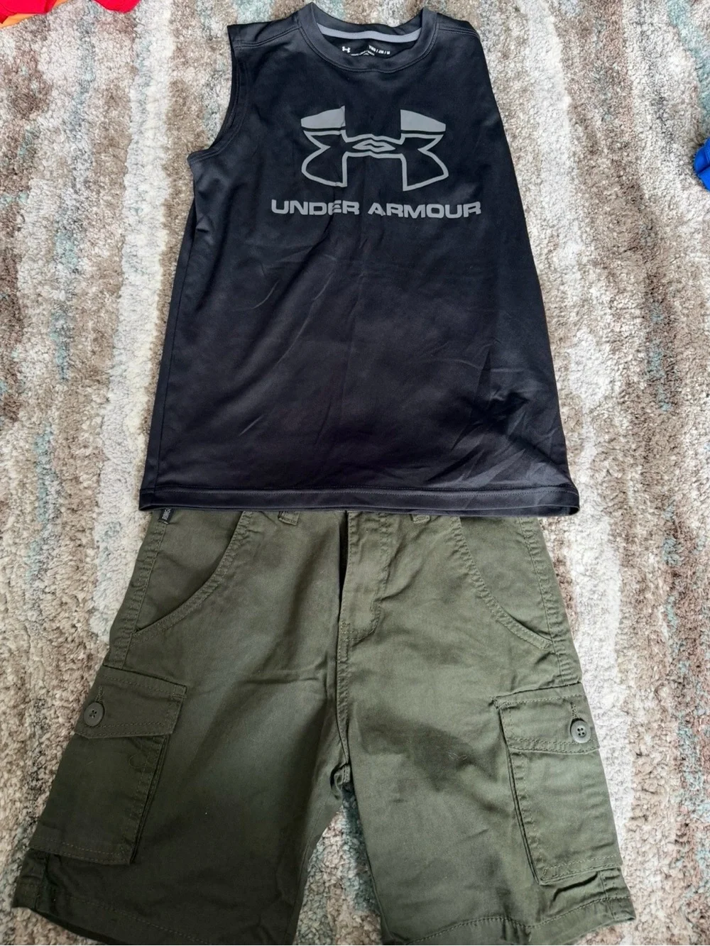 Under armour boys black tank top size medium army green cargo shorts size 8 set